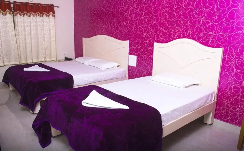Тирупати: Hotel Kola Grand