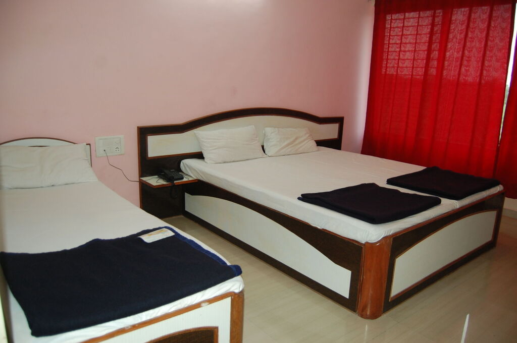 Ширди: Hotel Sai Shraddha
