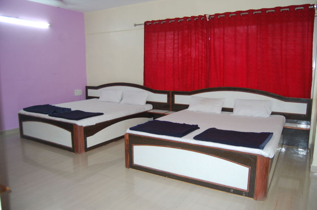 Ширди: Hotel Sai Shraddha