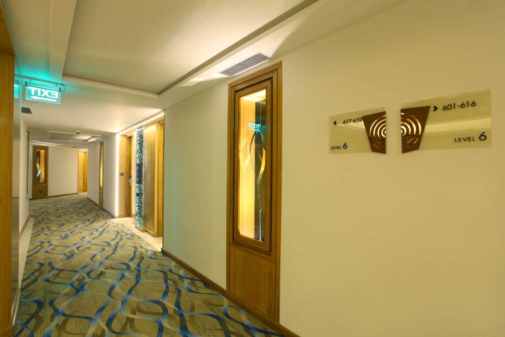 Джамму: Radisson Blu Jammu