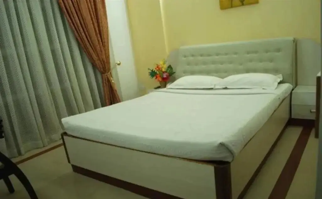Каттак: Hotel The Triple C