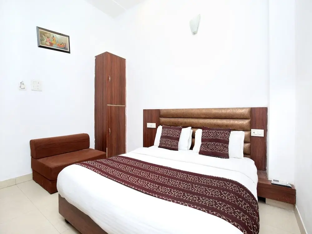 Амритсар: OYO 14515 Hotel Paras Regency