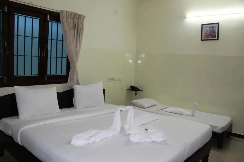 Салем: Hotel KC Yercaud