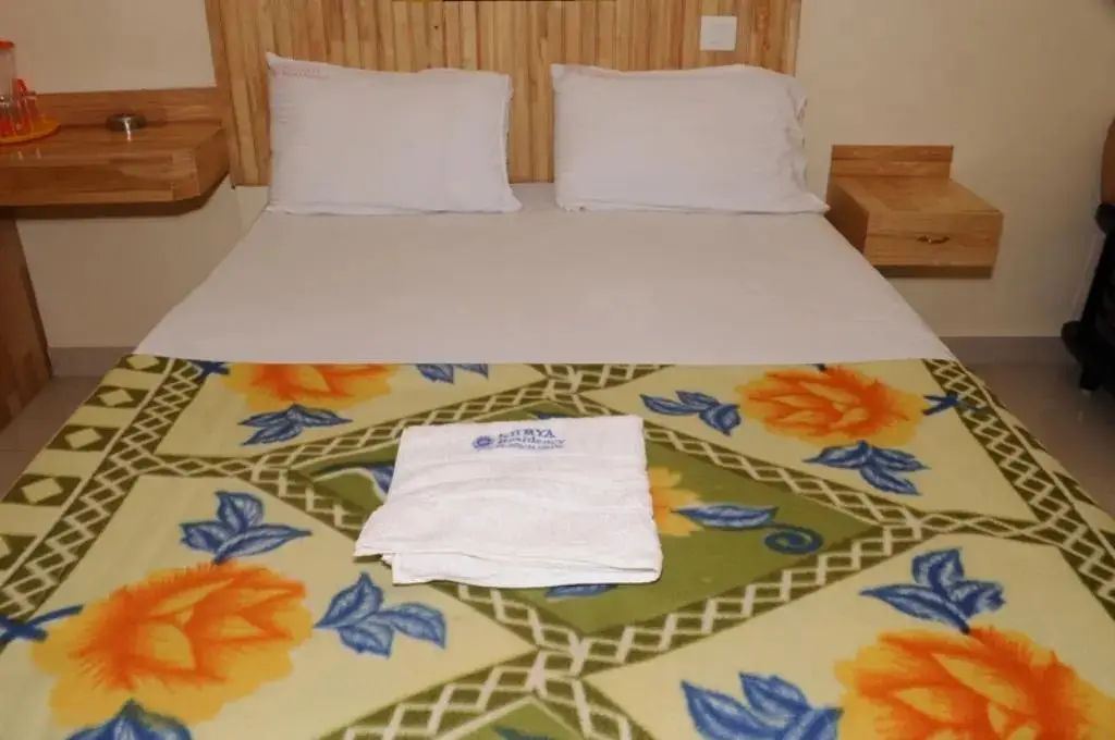Eraniel: Hotel Surya Residency