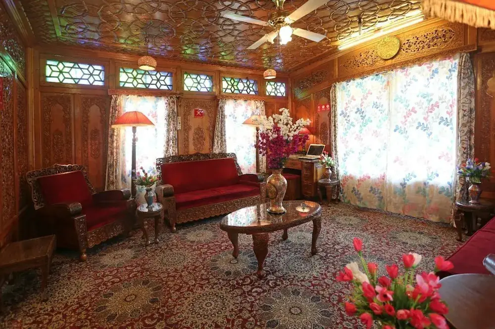 Шринагар: Ritz HouseBoat Srinagar