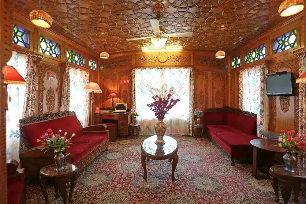 Шринагар: Ritz HouseBoat Srinagar