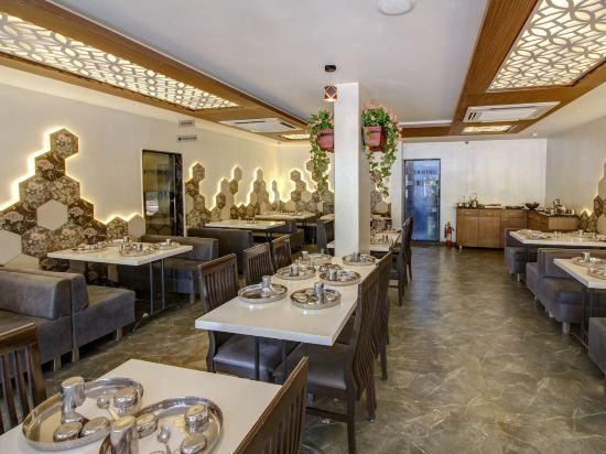 Гандхинагар: Hotel Gokul