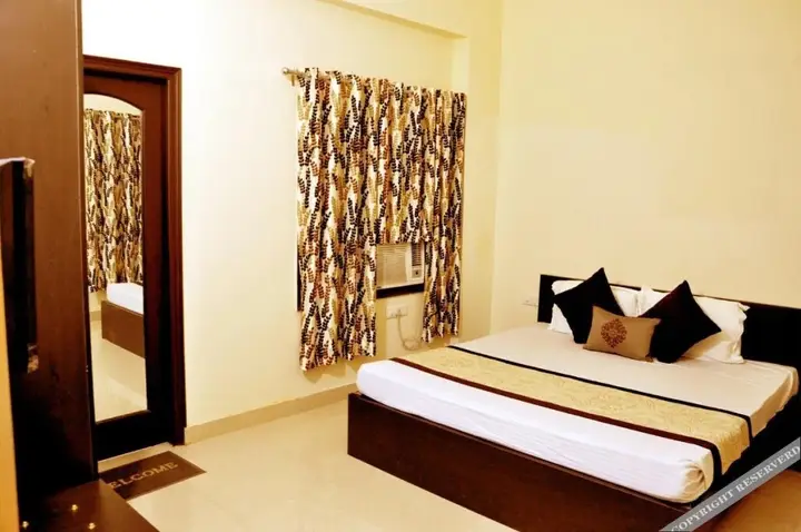 Катра: Hotel Triund Regency