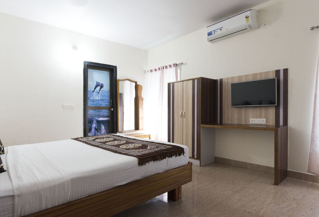 Пури: Hotel MJ Residency