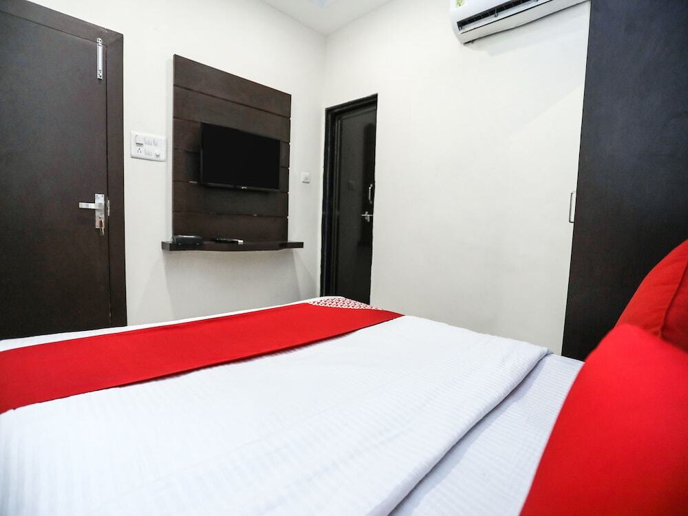 Hotel Madhuram Palace — фото 1
