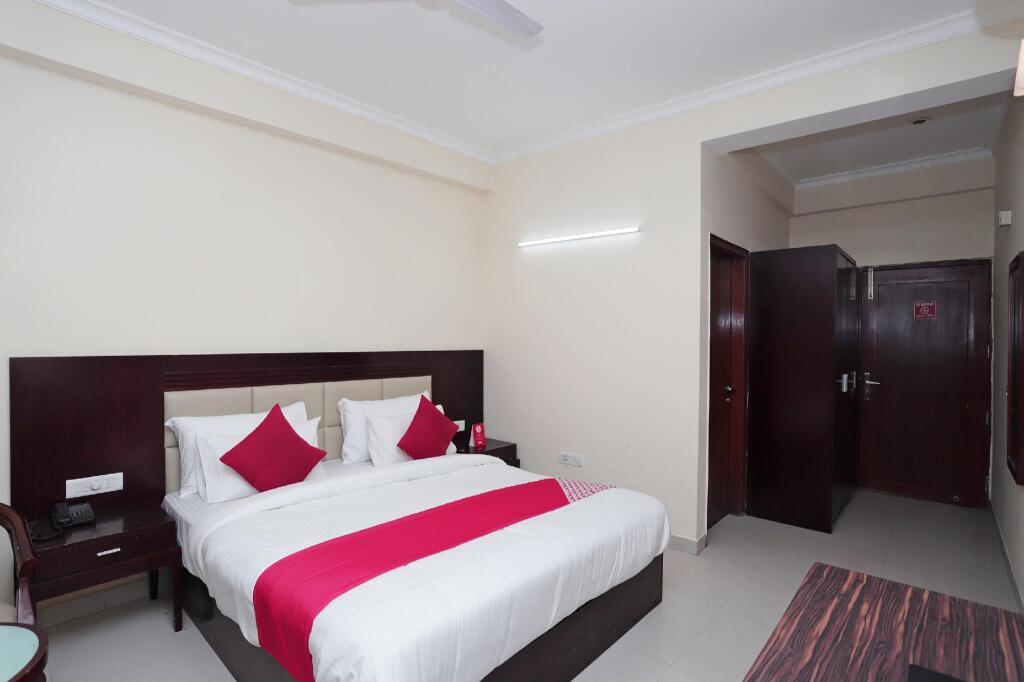Гуруграм: OYO 40989 Hotel Amigo