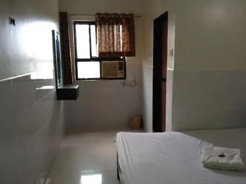 Нави-Мумбай: Darshan Lodging