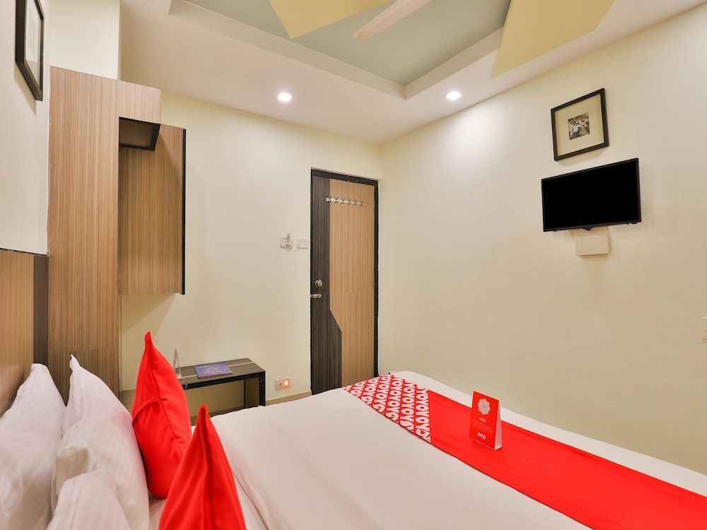 Вадодара: OYO 13398 Hotel Relish
