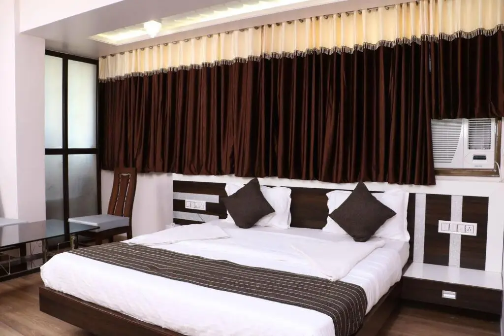 Тхане: Hotel Regency Vasai
