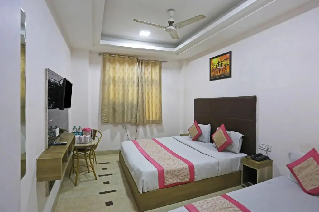 Нью-Дели: Hotel Sterling In Inn