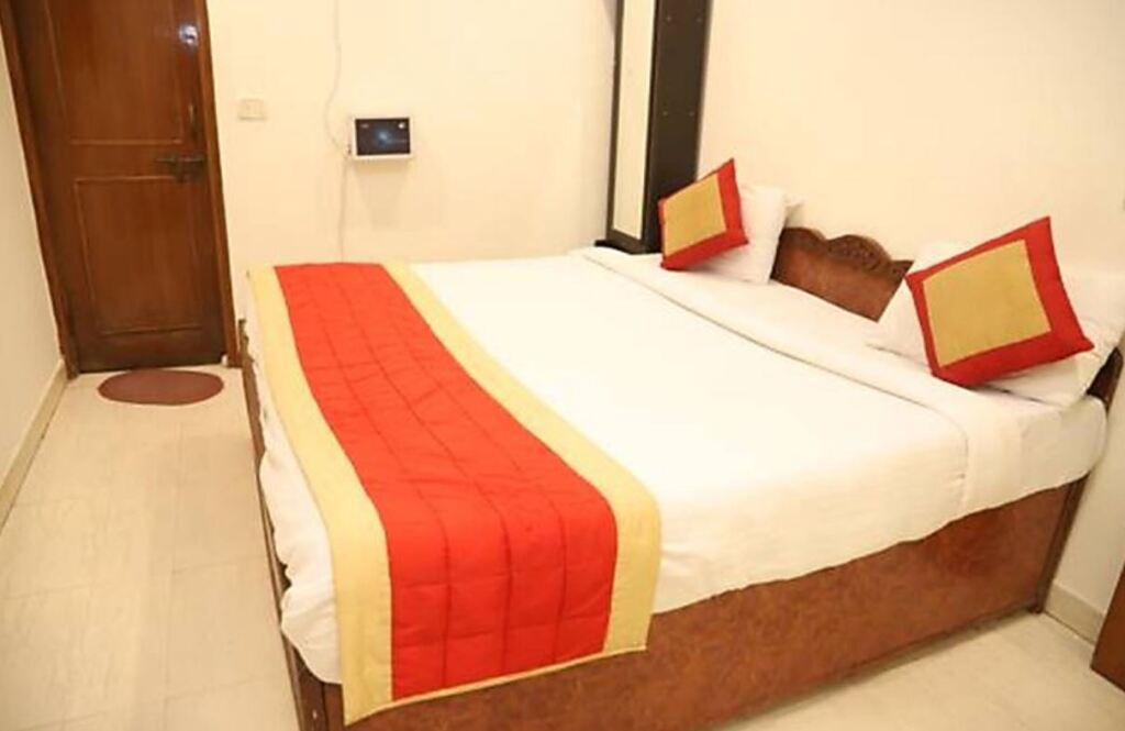 Нью-Дели: Hotel Sehrawat Inn