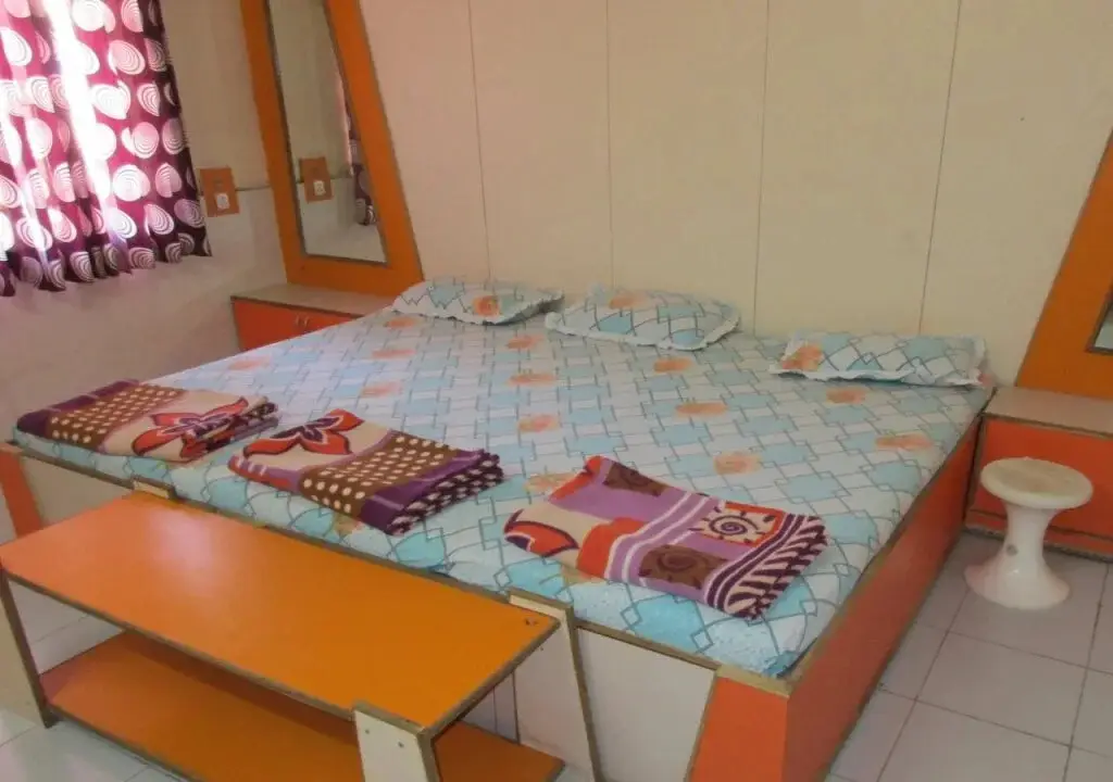 Дварка: Hotel Devang