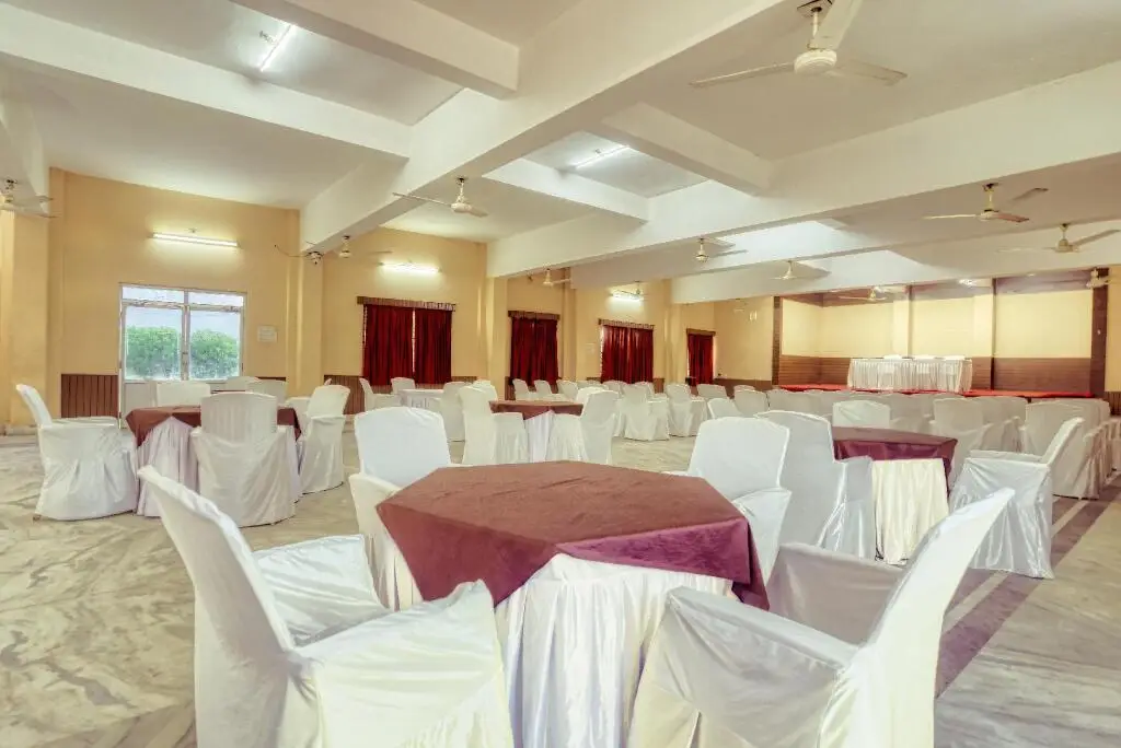 Гандидхам: Hotel Empire Gandhidham
