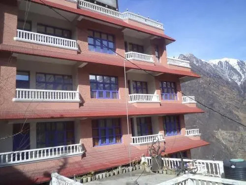 Чамоли: Malari Inn