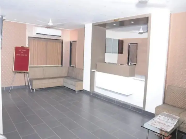 Раджкот: Hotel Stay Inn Avezika Comfort