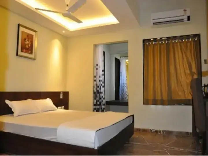 Раджкот: Hotel Stay Inn Avezika Comfort