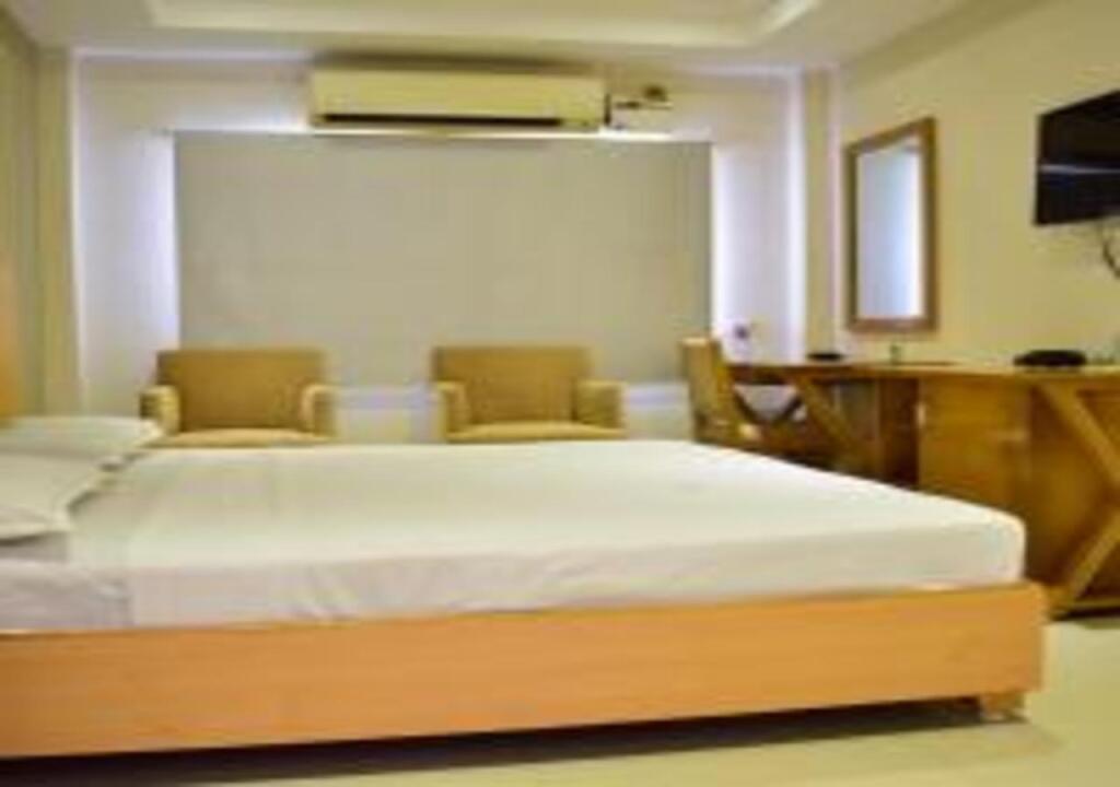 Тирувавадутураи: Pams Residency