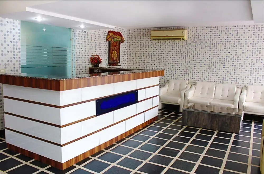 Нью-Дели: Fabhotel Lorenz Jasola