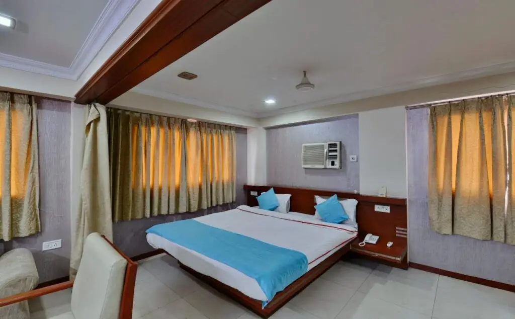 Индаур: OYO 3883 Hotel Grande Royale