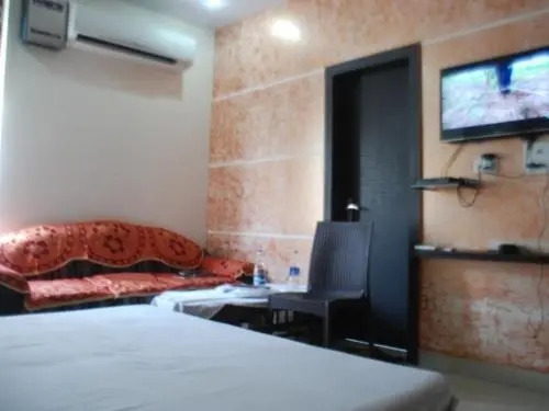 Ханзи: Hotel-a-firoza