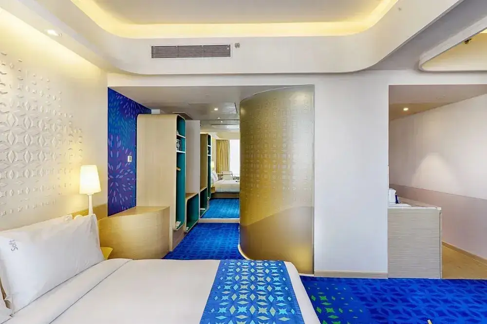 Хидерабад: Holiday Inn Express and Suites Hyderabad