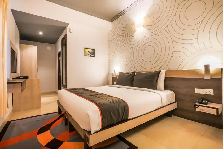 Бага: Hotel Shelsta