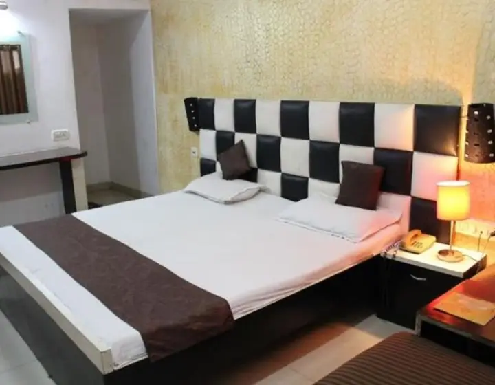 Райпур: Hotel Amit Regency