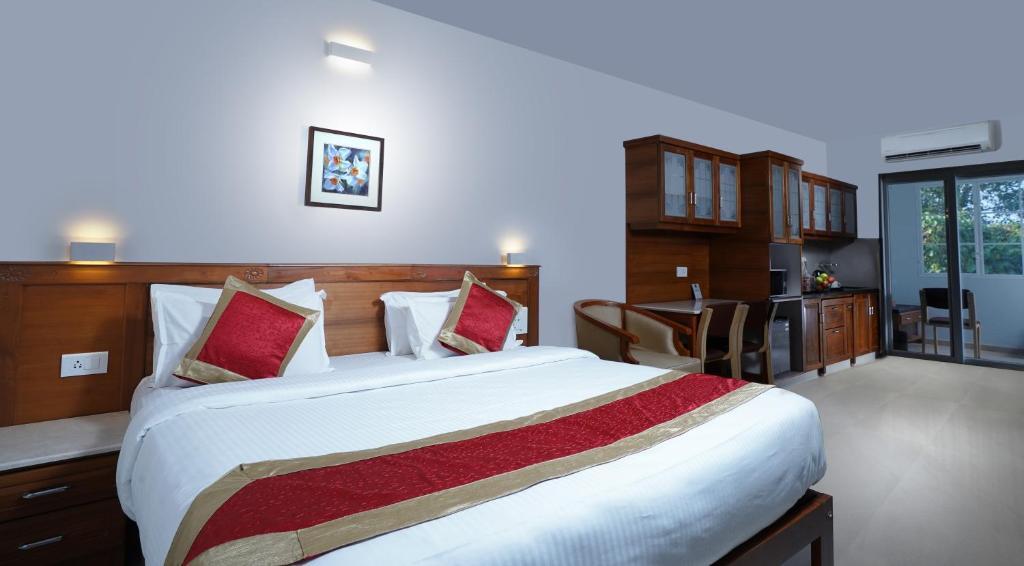 Hotel TGR Suites — фото 1