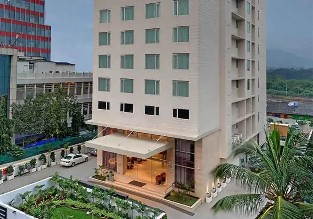 Мумбаи: The Fern Mumbai, Goregaon, Series by Marriott