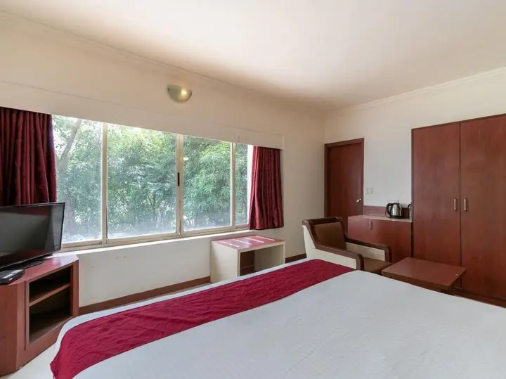 Силвасса: Hotel Presidency Daman
