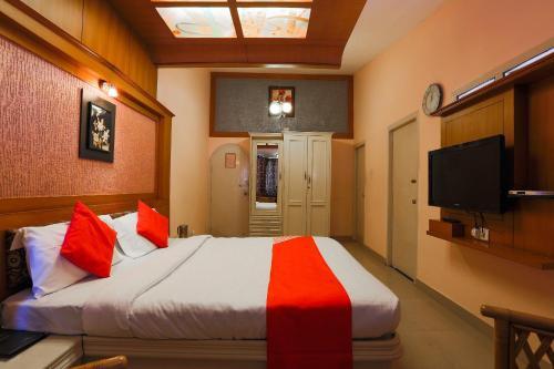 Ути: Hotel Silver Oak Annexe