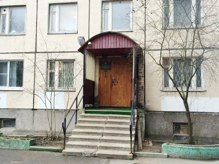 Санкт-Петербург: Aviakonstruktorov 23/1 Apartments