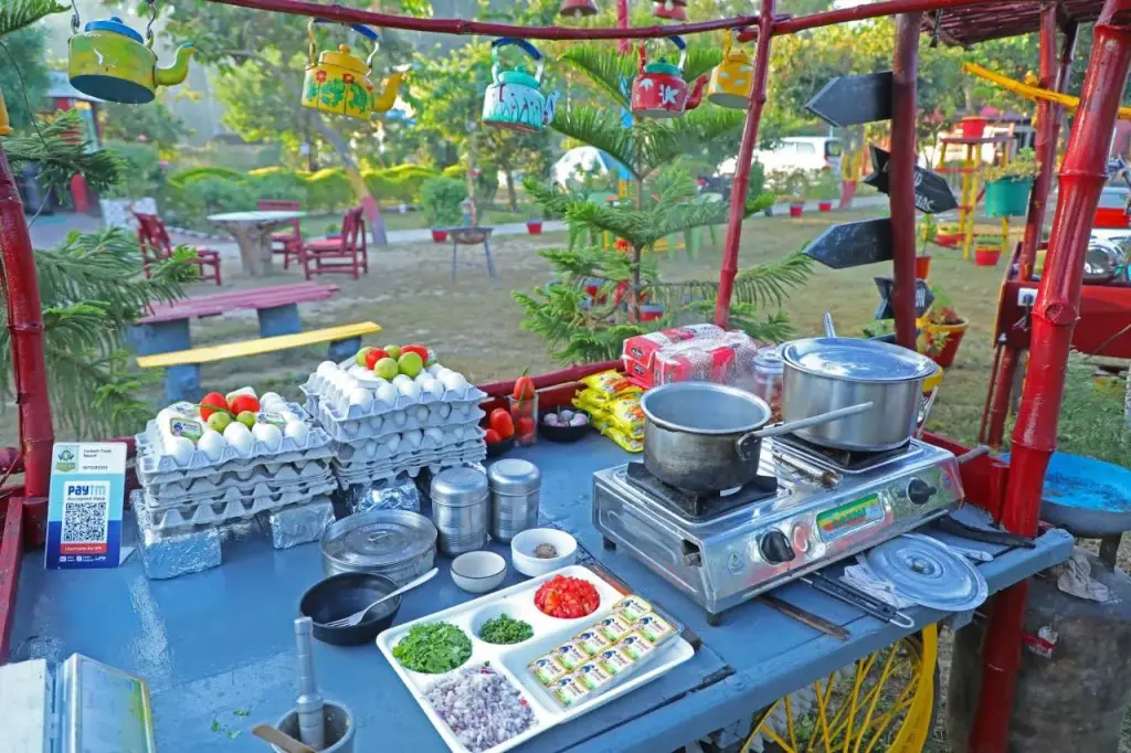 Наинитал: Corbett Treat Resort