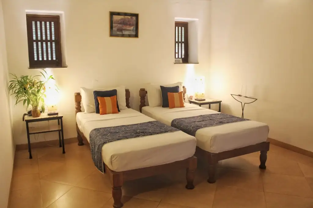 Анджуна: Granpas Inn - Hotel Bougainvillea