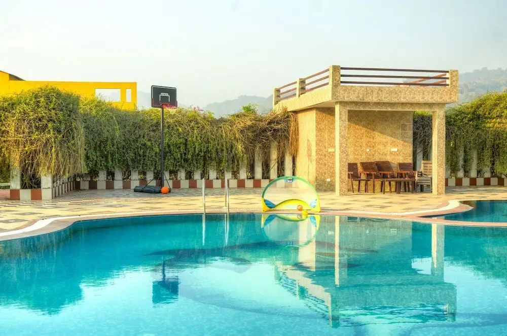 Наинитал: Gajraj Trails Resort