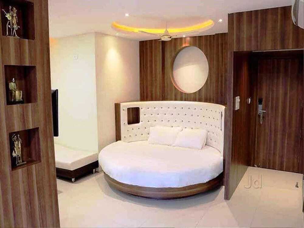Бхопал: Sudarshan City Walk