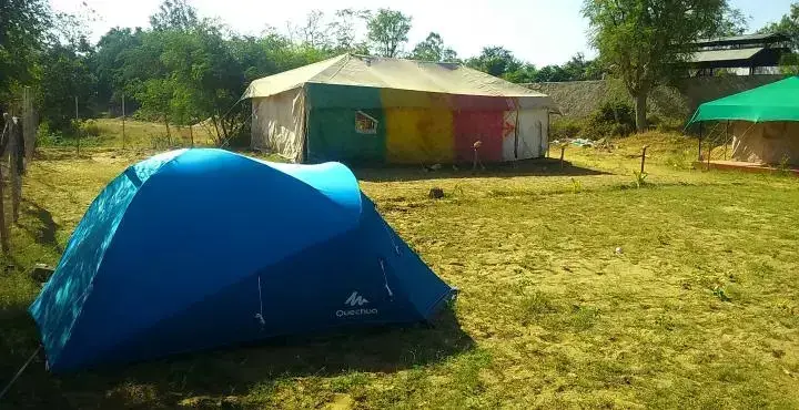 Пушкар: Pushkar Gypsy Campozon