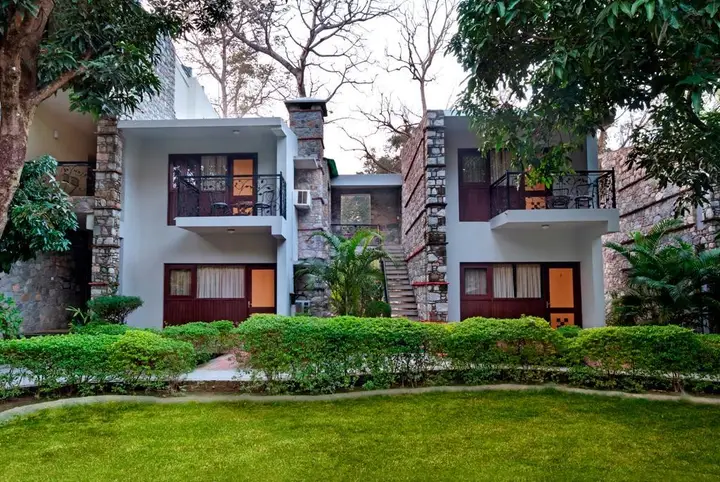 Наинитал: Corbett Suman Grand Resort