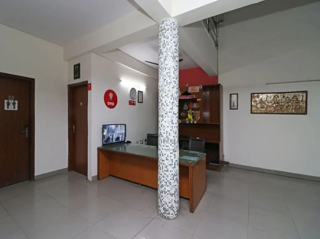 Нойда: OYO 10662 Hotel Town Noida