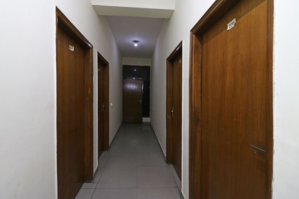 Нойда: OYO 10662 Hotel Town Noida