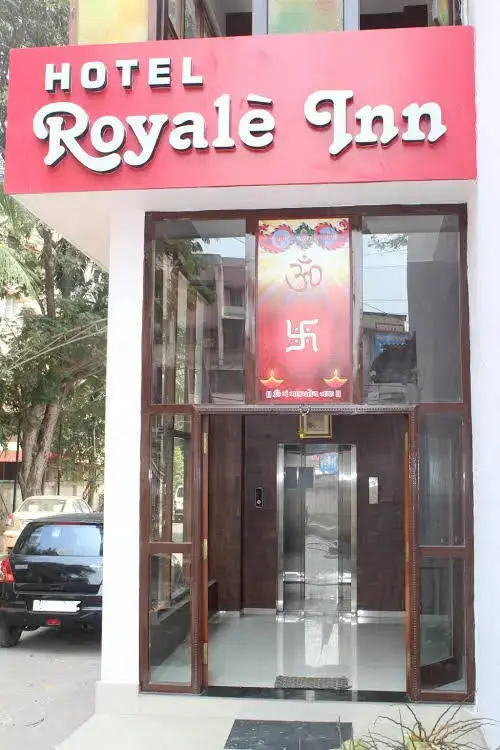 Вапи: Hotel Royale Inn