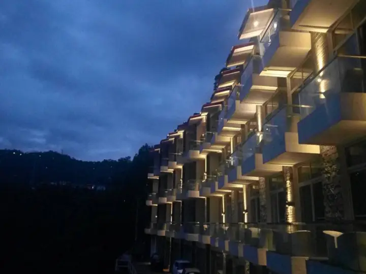Казаули: Woodcreek Resort And Spa