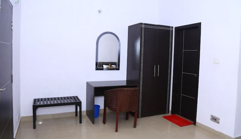 Крепость Ramnagar: Hotel Premdeep International