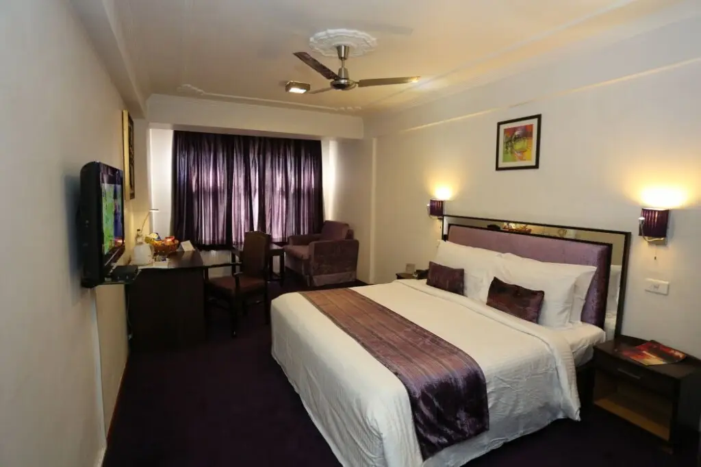 Шринагар: Batra Hotel and Residences