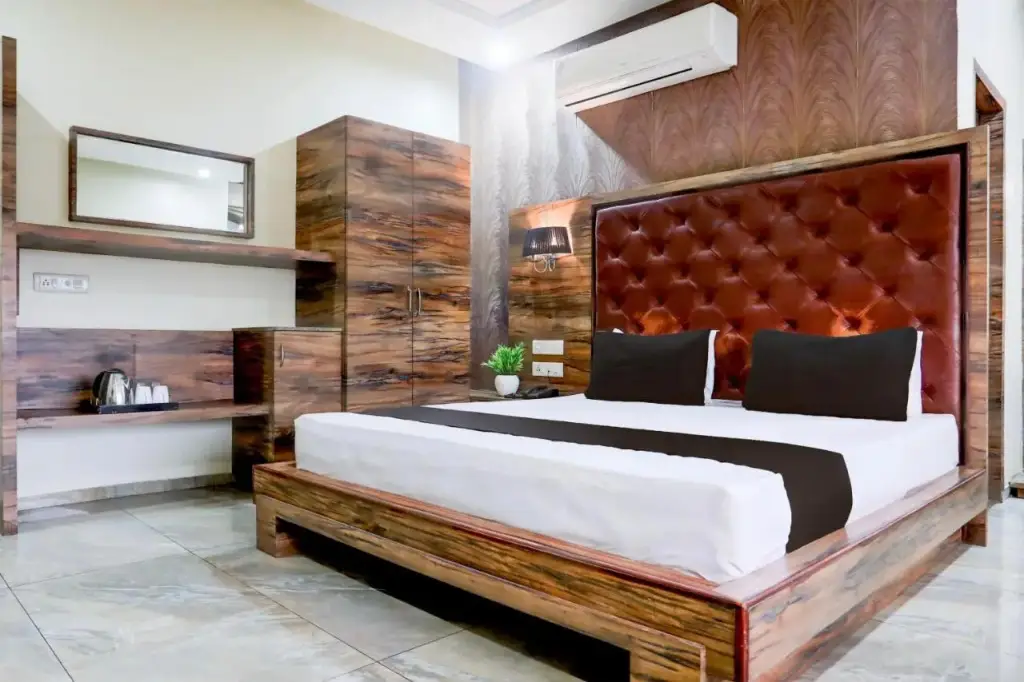 Дург: Townhouse 900 Hotel Surya Palace
